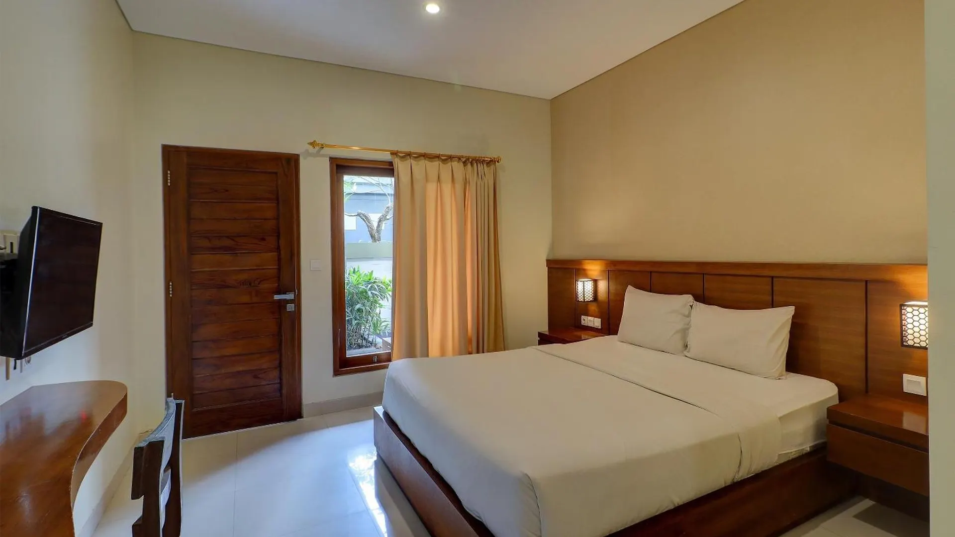 **  Oyo Life 92852 Singgah Hotel Legian Seminyak  Indonesia
