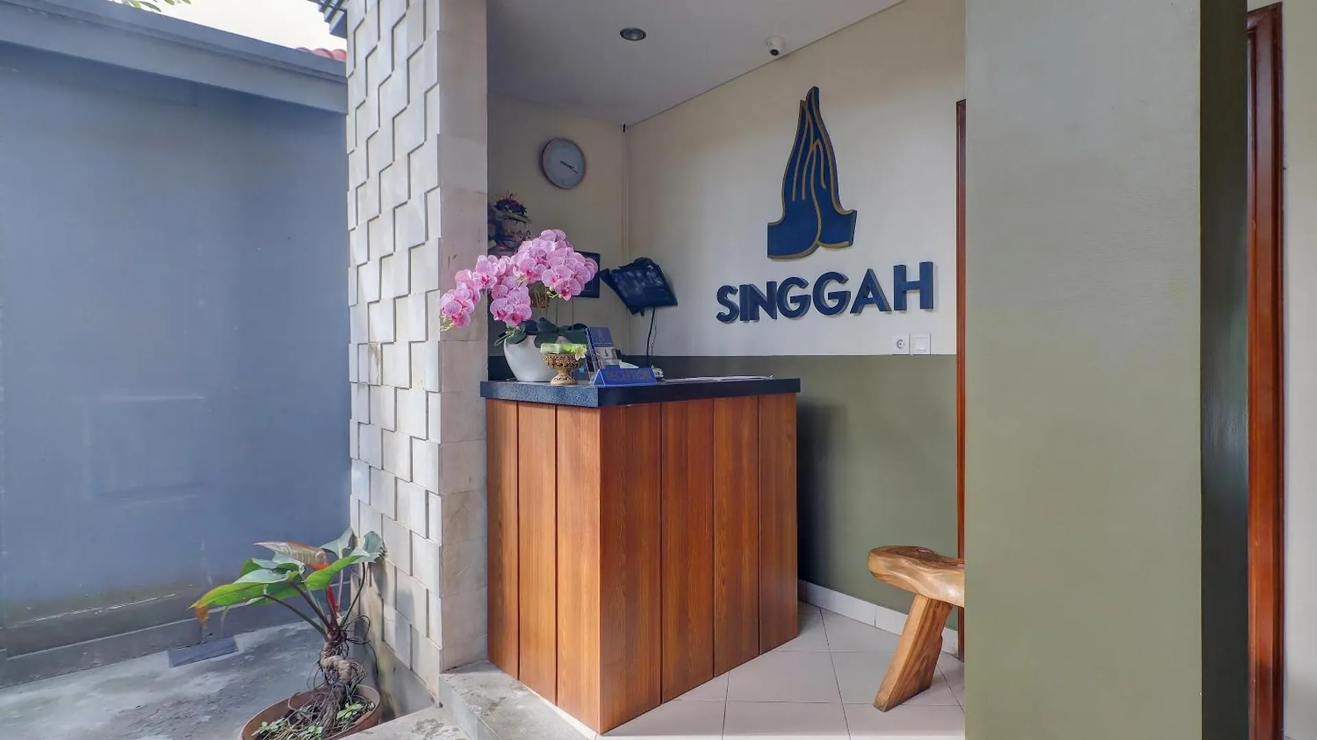 Oyo Life 92852 Singgah Hotel Legian Seminyak