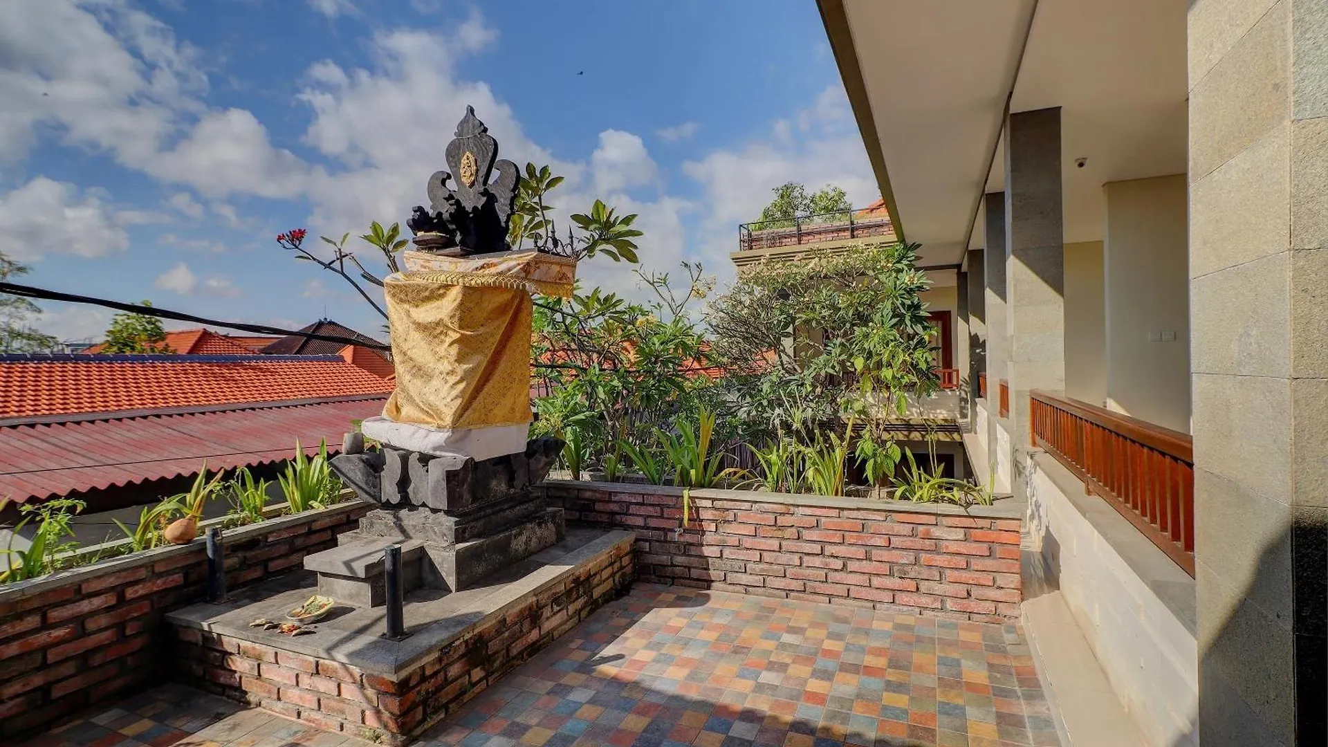 Oyo Life 92852 Singgah Hotel Legian Seminyak   Seminyak (Bali)