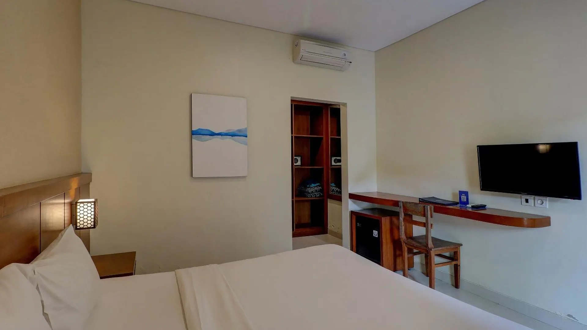 Oyo Life 92852 Singgah Hotel Legian 塞米亚克 2*,
